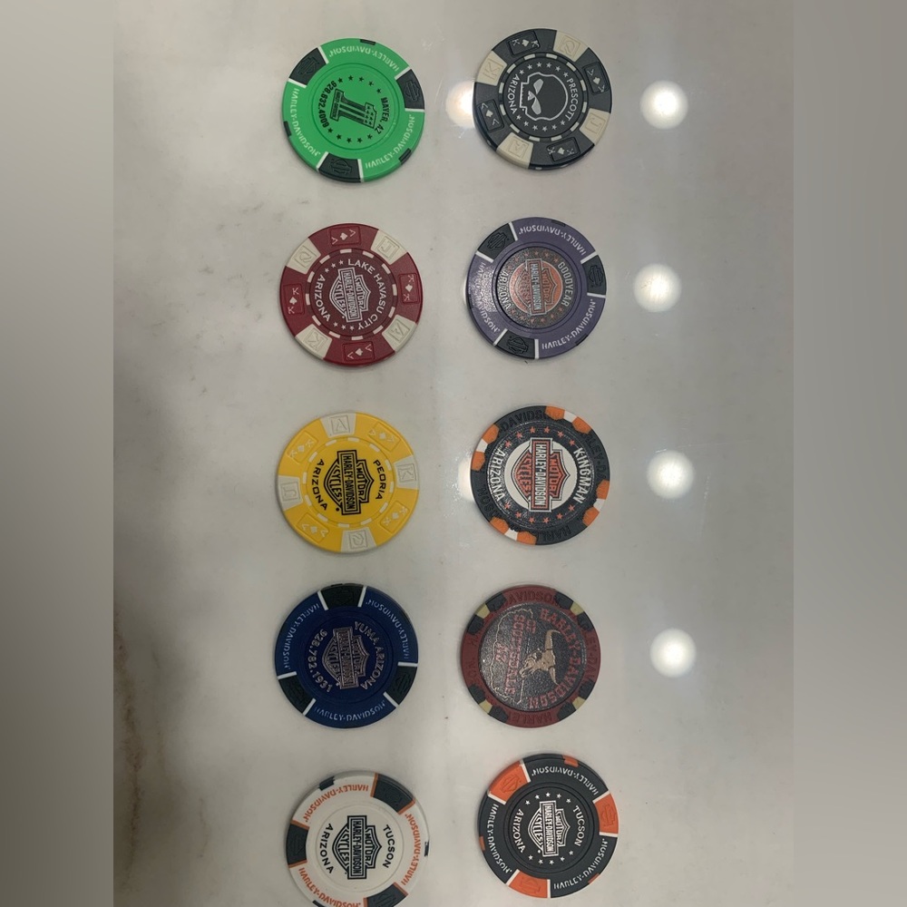 Lot of 10 HD poker chips from AZ. See description for cities